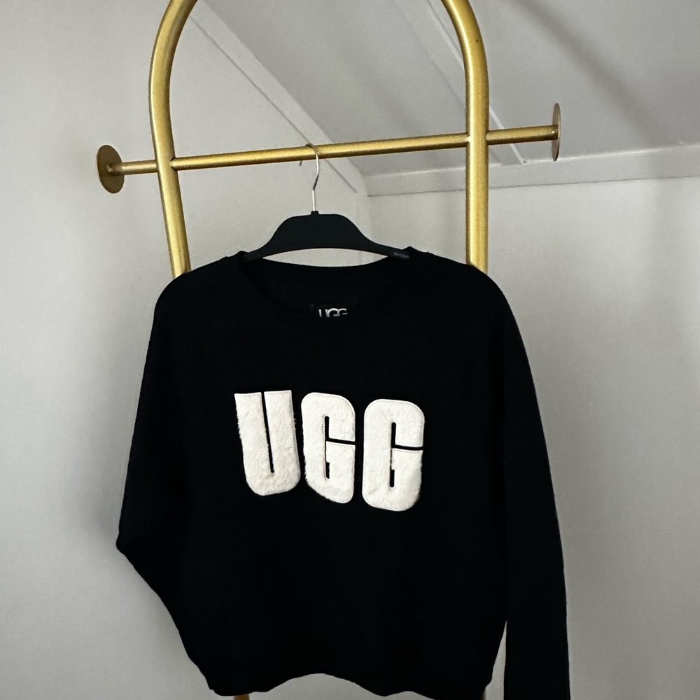UGG sweatshirt black
